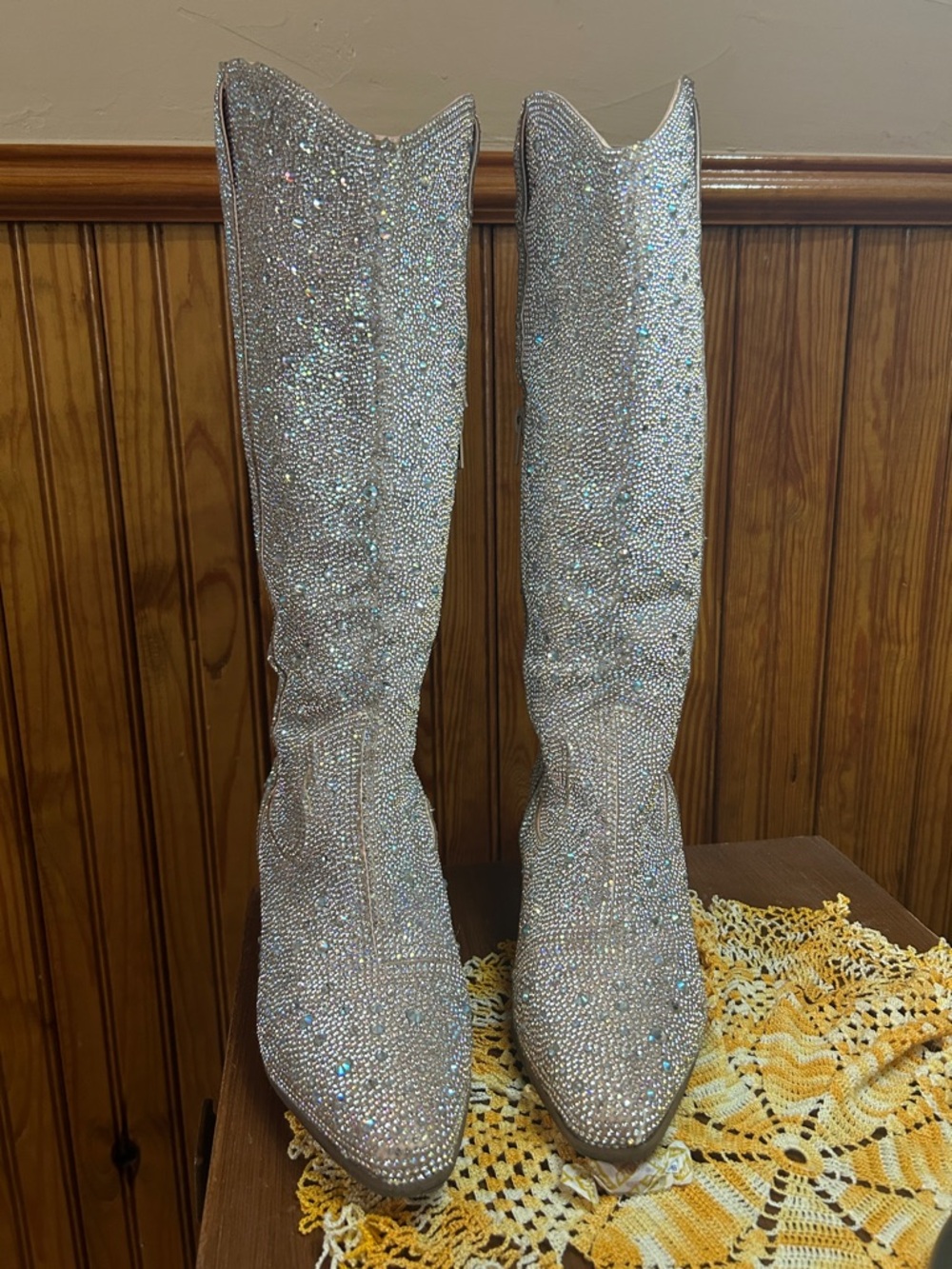 Matisse Nashville Rhinestone Tall Boot
Worn one time 7.5 - Picture 4 of 7
